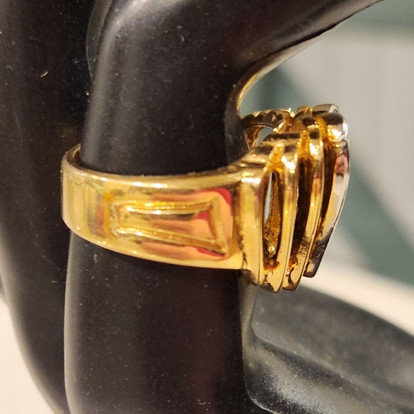 Vintage Ana Bekoach 18K HGE Heart Ring With CZ - Picture 7 of 15